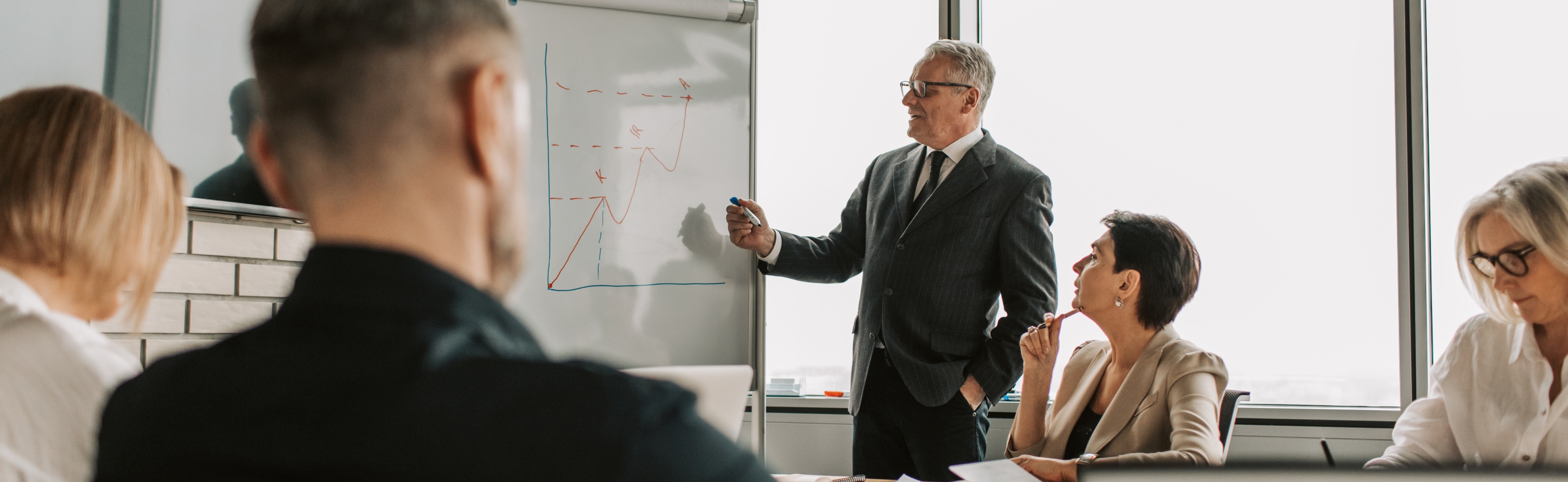 Remote vs Hybrid: What Tech Teams Prefer in 2025